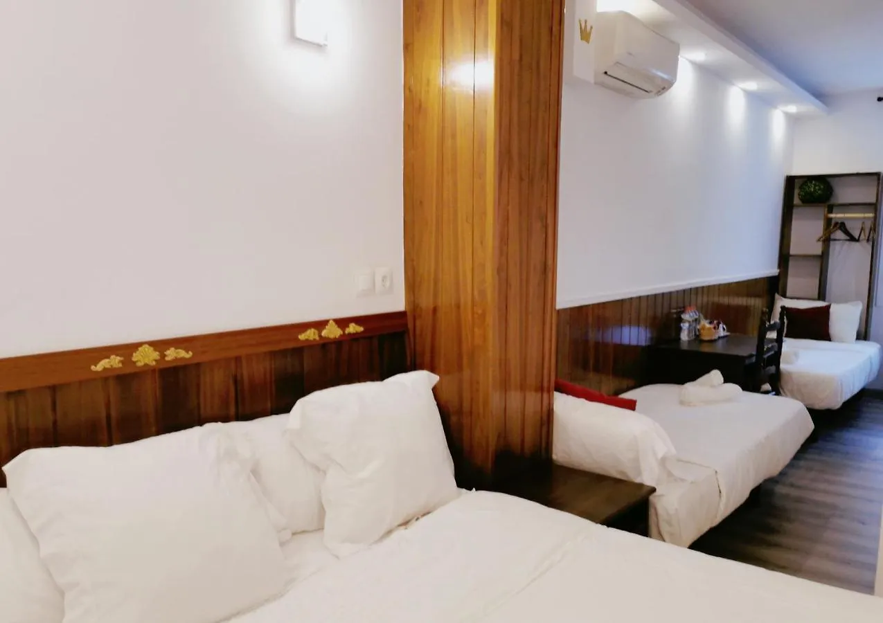 Guest house Barcelona Coronahostal Hotel Badalona